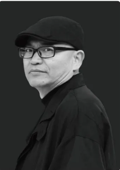 主编